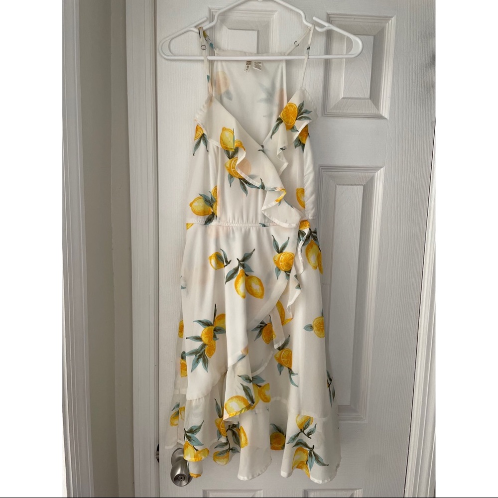 White lemon print ruffle dress